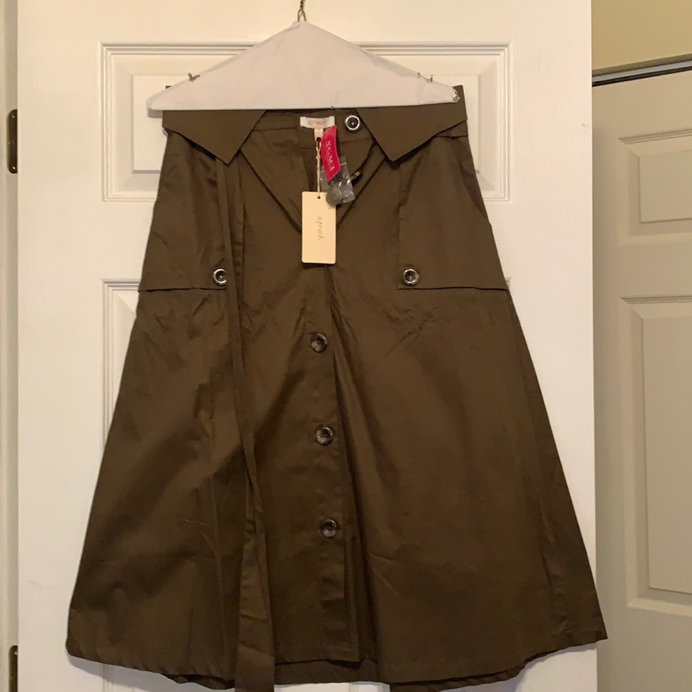 NWT- Button Down Skirt and Belt